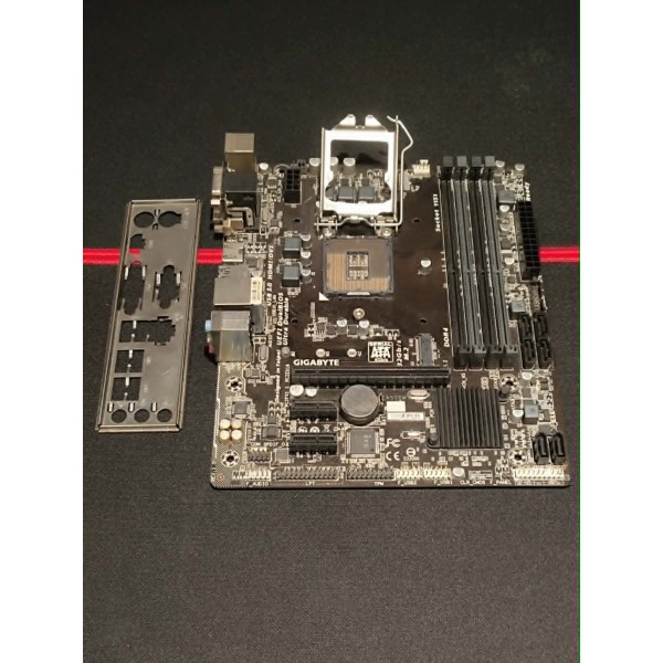 Μεταχειρισμένη Μητρική Gigabyte GA-B150M-DS3H LGA1151 DDR4 Micro-ATX, με I/O Shield | Μεταχειρισμένες Μητρικές | Μεταχειρισμένα και refurbished |