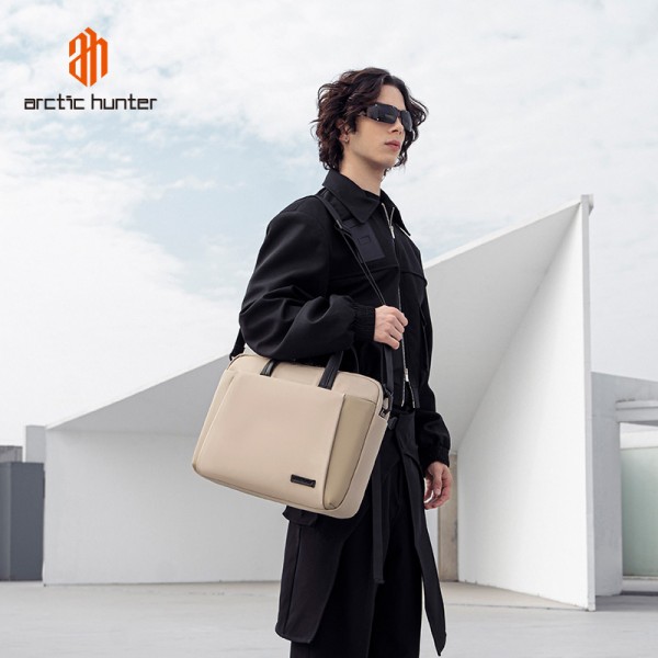 ARCTIC HUNTER τσάντα ώμου GWB00848 με θήκη laptop 15.6", 9L, χακί - 