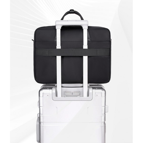 ARCTIC HUNTER τσάντα ώμου GWB00849 με θήκη laptop 15.6", 14L, μαύρη