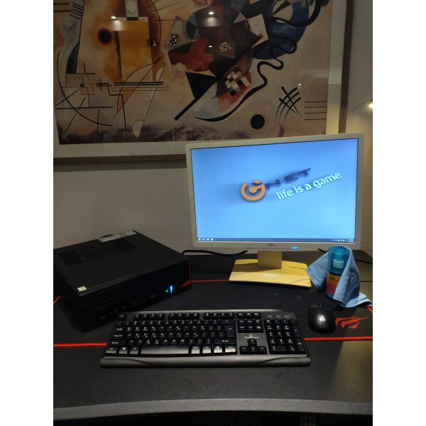 Σετ Μεταχειρισμένου υπολογιστή γραφείου Build Fujitsu Intel Core i5-4460, RAM 8GB, SSD 128GB, HDD 500GB  με οθόνη Fujitsu, ασύρματο πληκτρολόγιο - ποντίκι, mousepad και UPS - Μεταχειρισμένα και refurbished