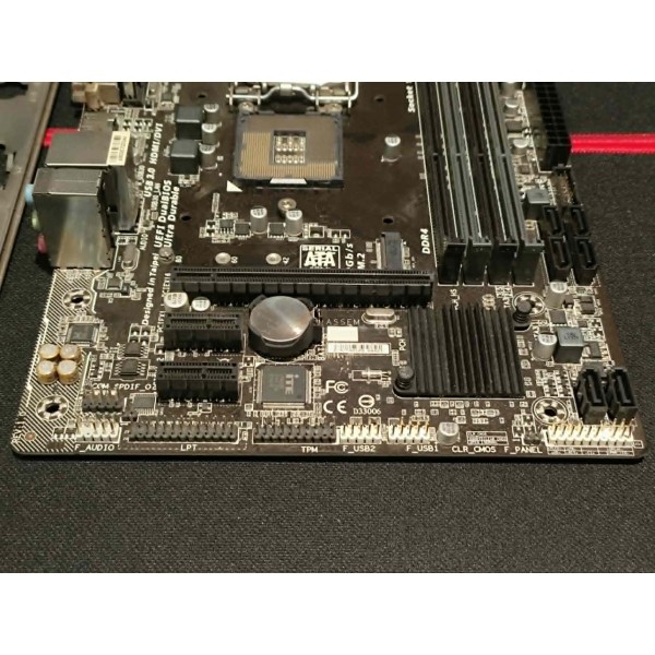 Μεταχειρισμένη Μητρική Gigabyte GA-B150M-DS3H LGA1151 DDR4 Micro-ATX, με I/O Shield | Μεταχειρισμένες Μητρικές | Μεταχειρισμένα και refurbished |