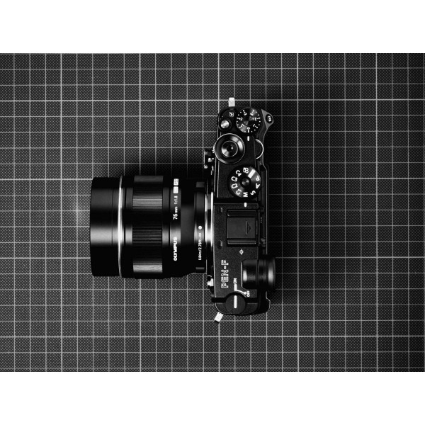 Olympus 75mm 1:1.8 BLACK M.ZUIKO DIGITAL (ET-M7518) Lense Micro FT - Olympus