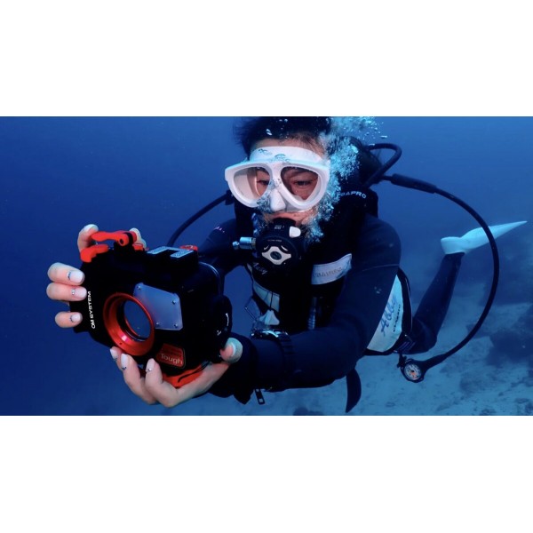 Olympus PT-059 Underwater Case for TG-6 & TG-7 - Underwater Photo