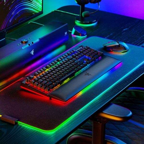 Razer BLACKWIDOW V4 PRO - Gaming Mechanical RGB Keyboard -  Yellow Silent Switches - Macros