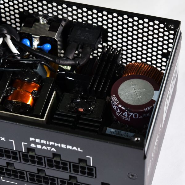 Lian Li SP750 PSU-EU BLACK 80+ GOLD, FULLY MODULAR SFX 750w PSU - LIAN LI