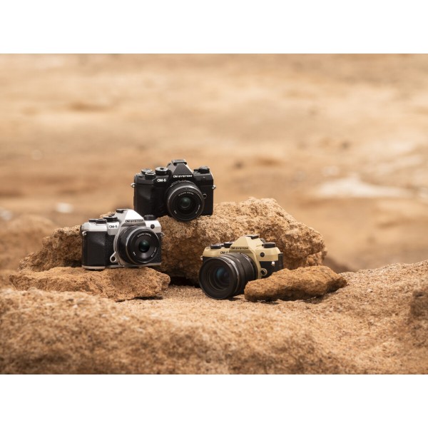 Olympus OM-5 II body black, BLS-50 Battery, Eyecup, USB Connection Cable, Shoulder Strap | OM-D Camera Olympus OM-5 II body black, BLS-50 Battery, Eyecup, USB Connection Cable, Shoulder Strap